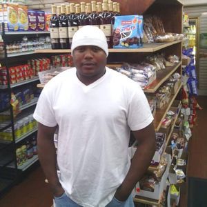 Meet your Posher, Carlos